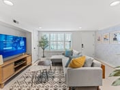 Bright Garden Level DC 1BR Condo| King Bed + W/D