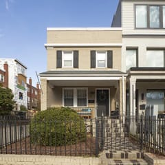 Cozy, Private Unit + Free Gated Parking