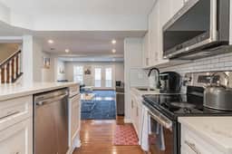 District Townhome | Two Free Parkings | Howard U - Image 2
