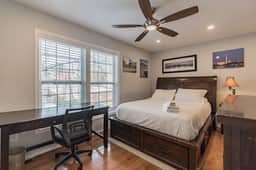 District Townhome | Two Free Parkings | Howard U - Image 5