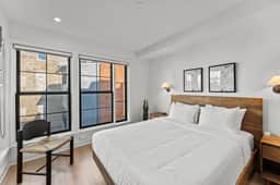 The Lincoln | 7BR Bloomingdale Rowhome | Sleeps 14 - Image 5