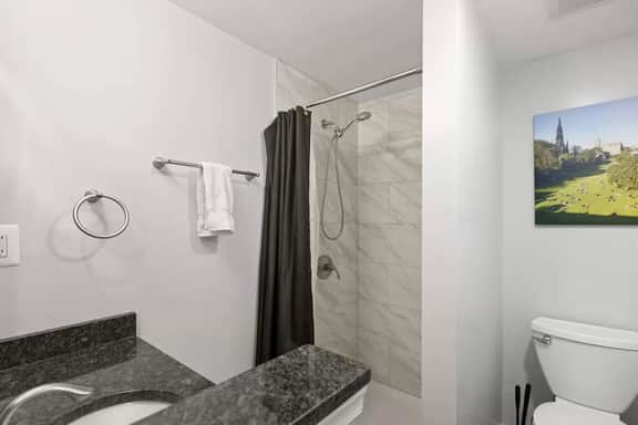 Adorable Guesthouse | Free Parking | Howard U - Image 3