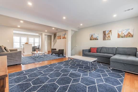District Townhome | Two Free Parkings | Howard U - Image 3