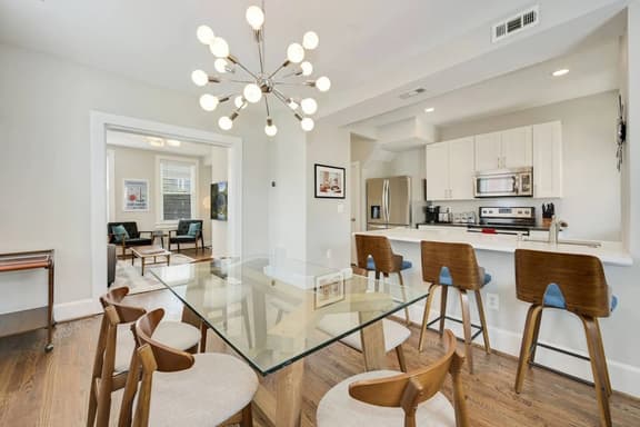 Mid-Century Townhome Steps from Restaurants - Image 1